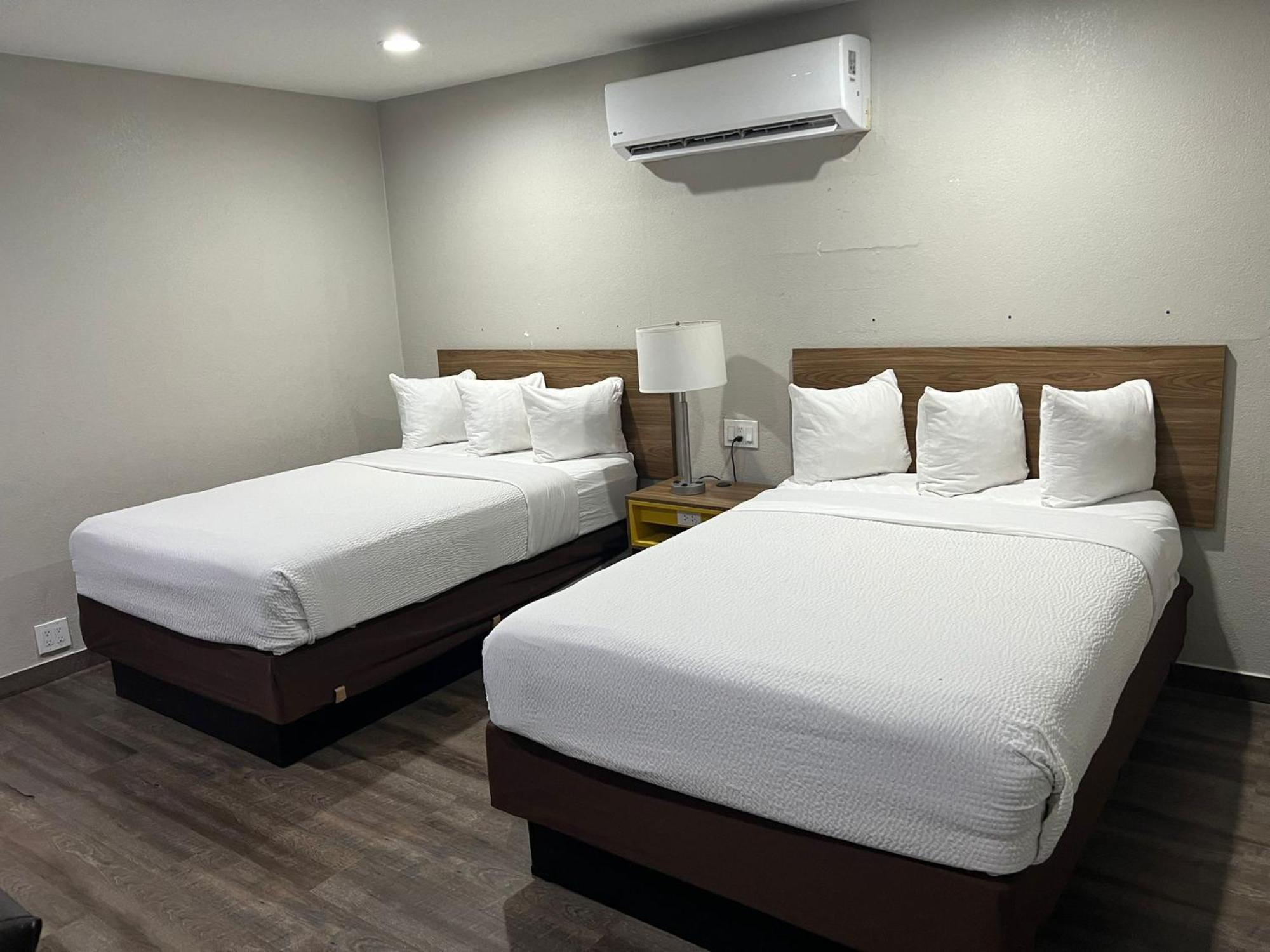 Days Inn By Wyndham El Centro Exterior photo
