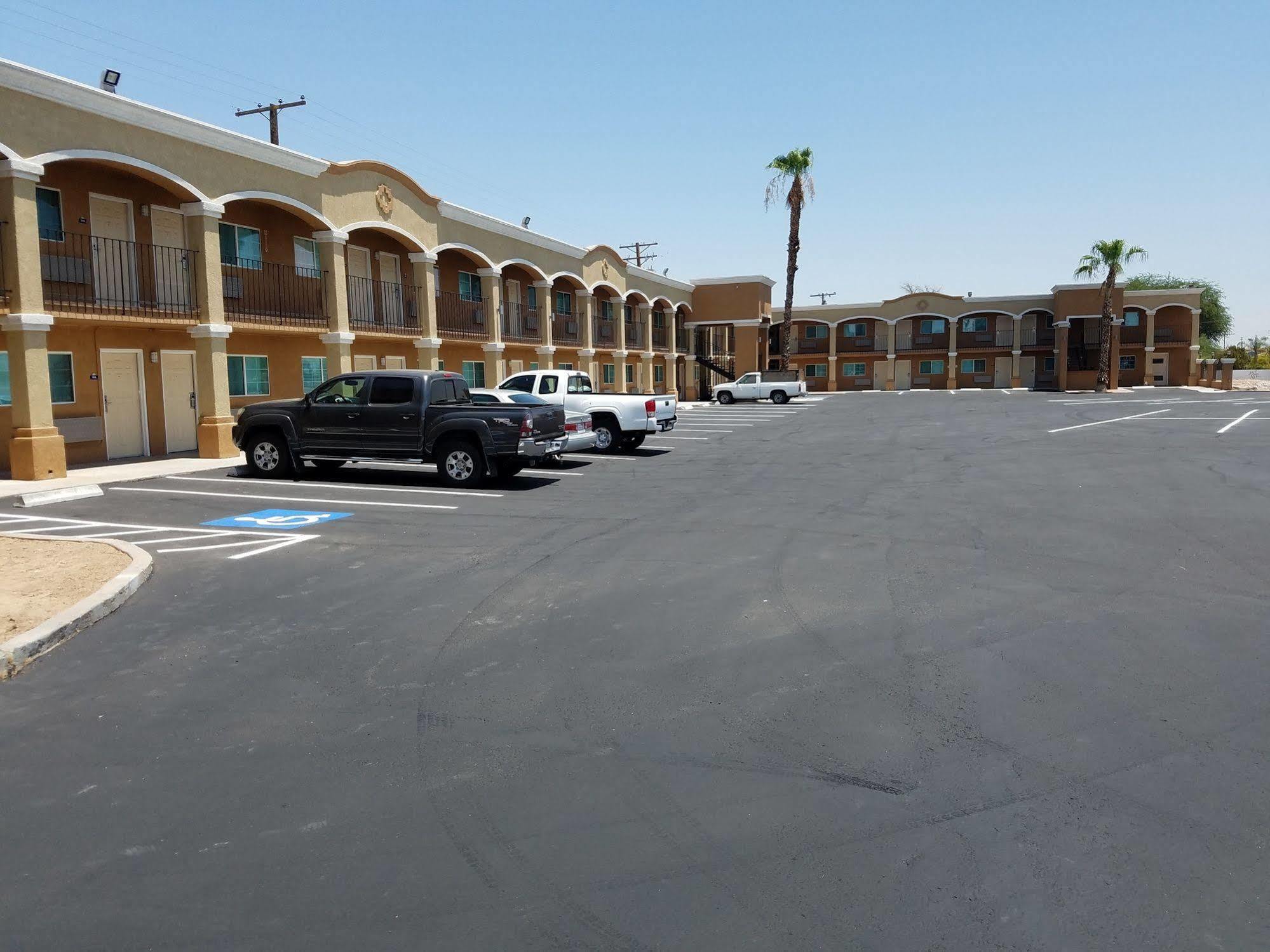 Days Inn By Wyndham El Centro Exterior photo